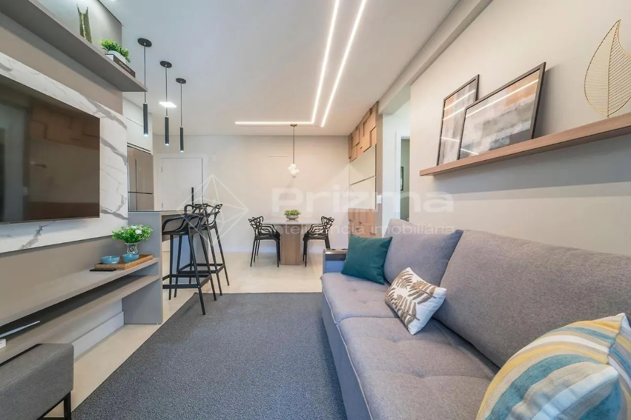 Apartment Waldgarten Bombinhas: Beachfront Luxury Condo with Pool & Fitness Center