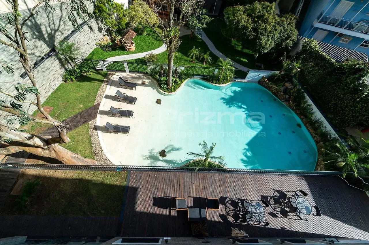 Waldgarten Bombinhas: Beachfront Luxury Condo with Pool & Fitness Center Apartment Bombinhas