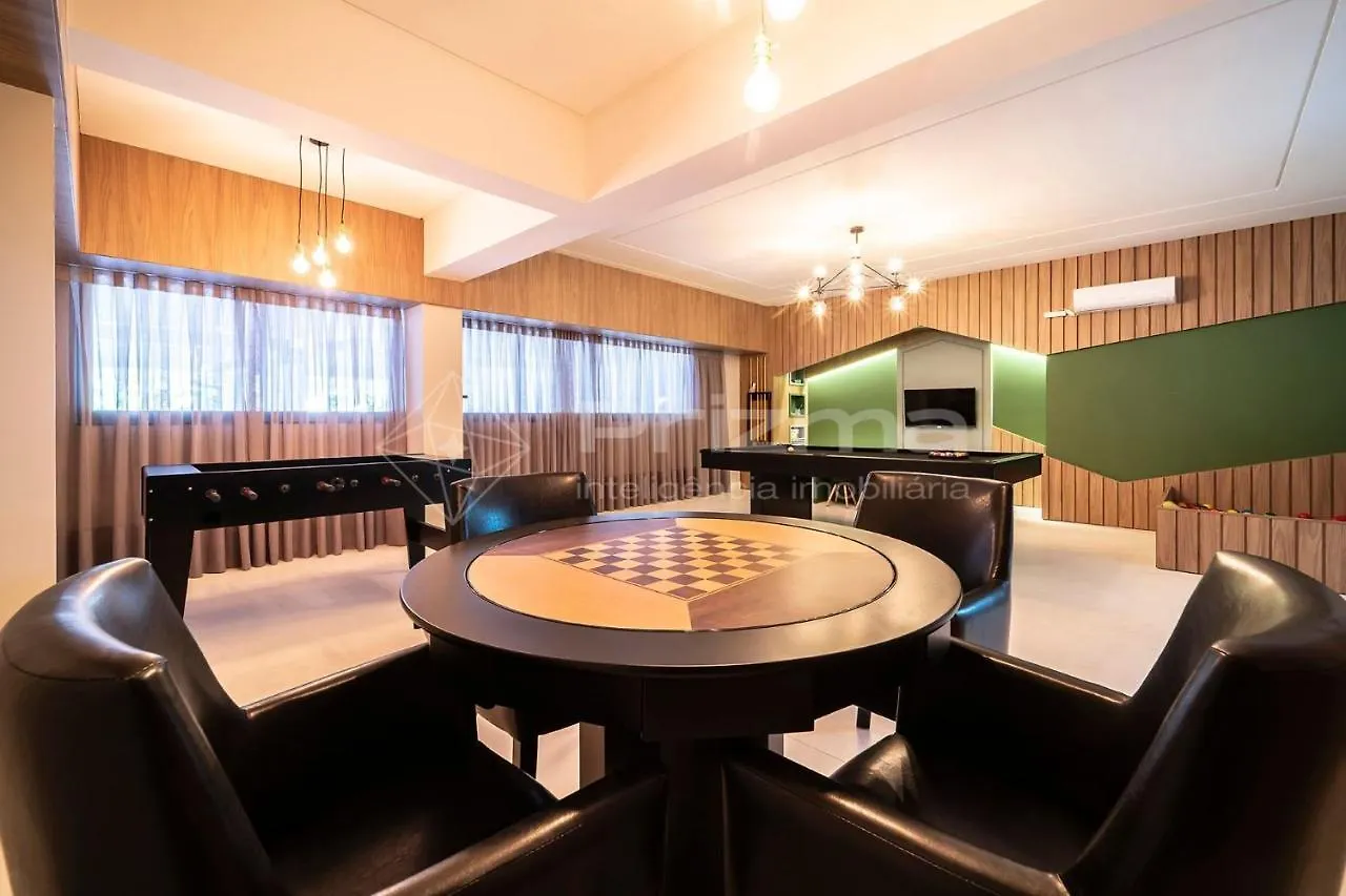 Waldgarten Bombinhas: Beachfront Luxury Condo with Pool & Fitness Center Bombinhas