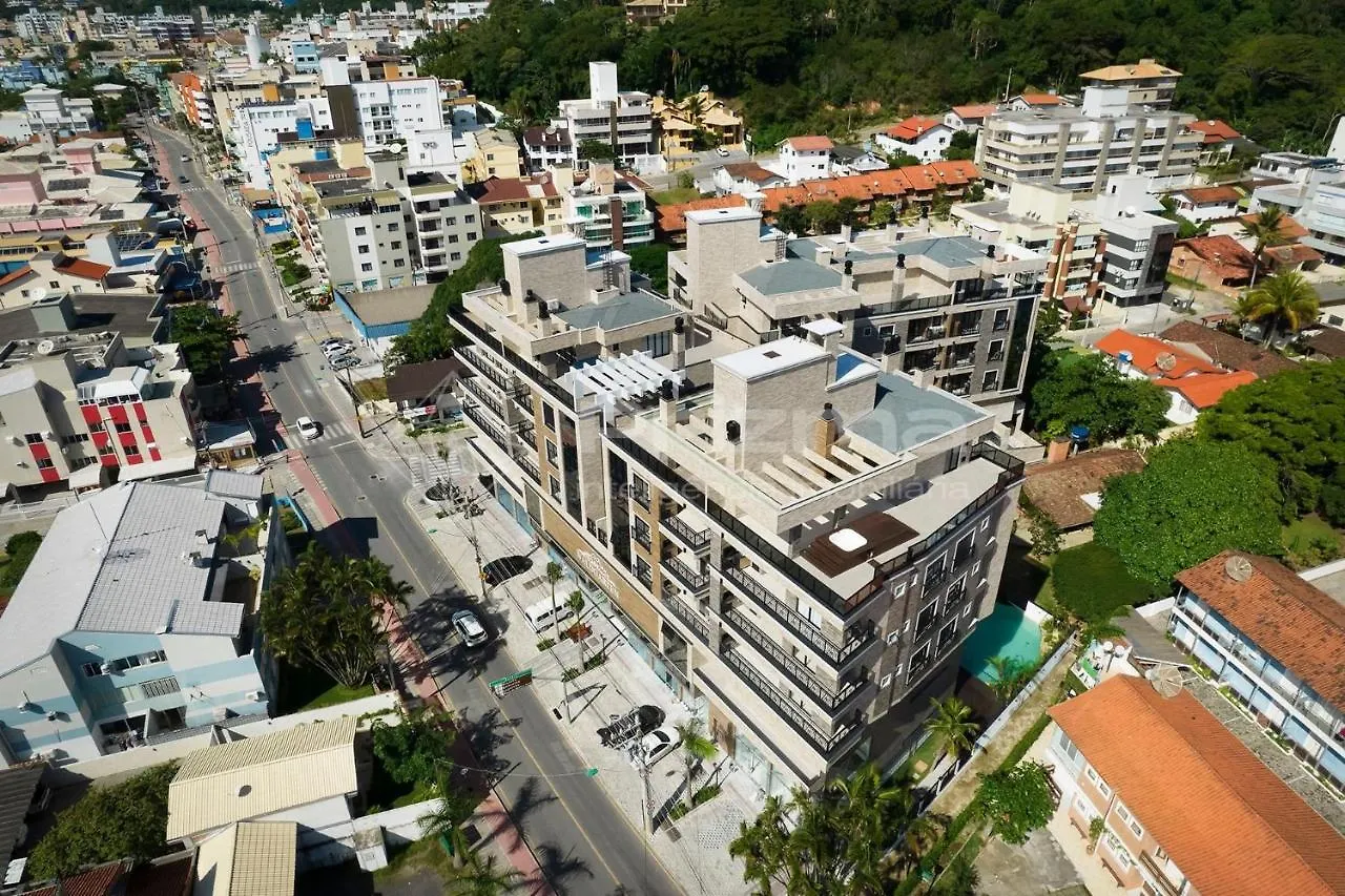 303 Bl 01 - Waldgarten Bombinhas - 50 M Do Mar E Frente Avenida - Condominio De Alto Padrao - Piscina - Academia - Salao De Jogos contacts