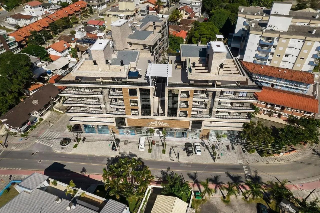 Waldgarten Bombinhas: Beachfront Luxury Condo with Pool & Fitness Center Brazil