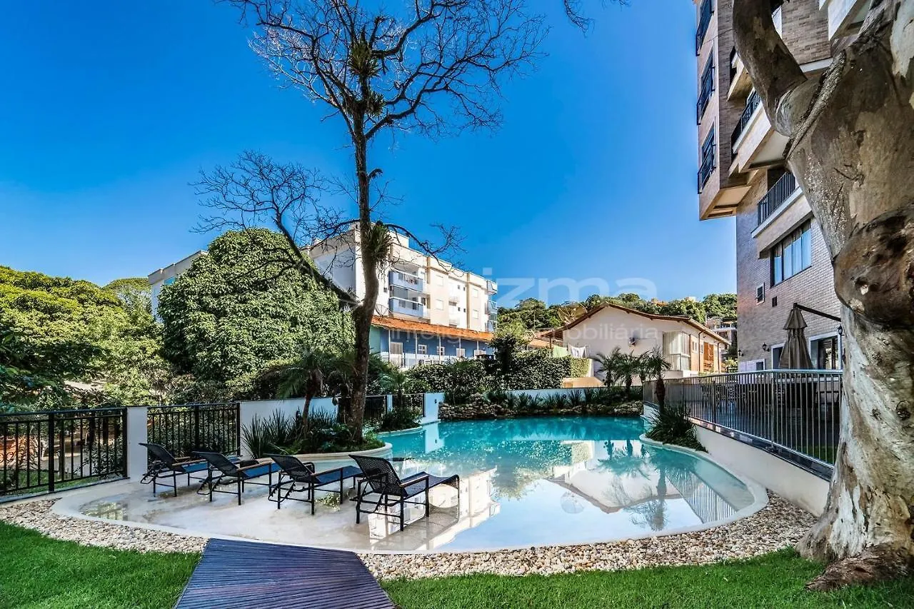 Waldgarten Bombinhas: Beachfront Luxury Condo with Pool & Fitness Center Apartment