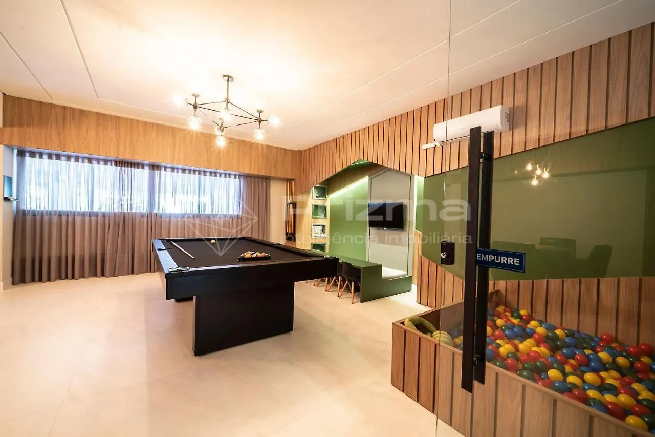 Waldgarten Bombinhas: Beachfront Luxury Condo with Pool & Fitness Center